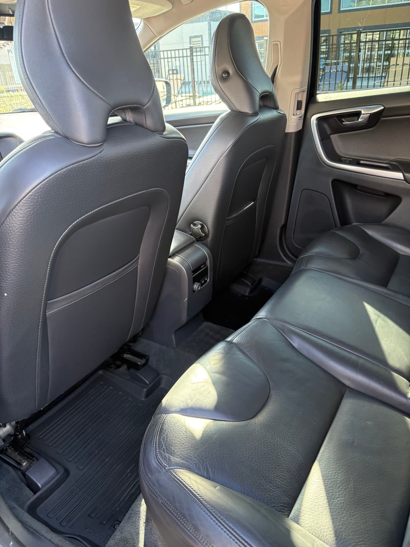 Volvo rear leather seats after detailing